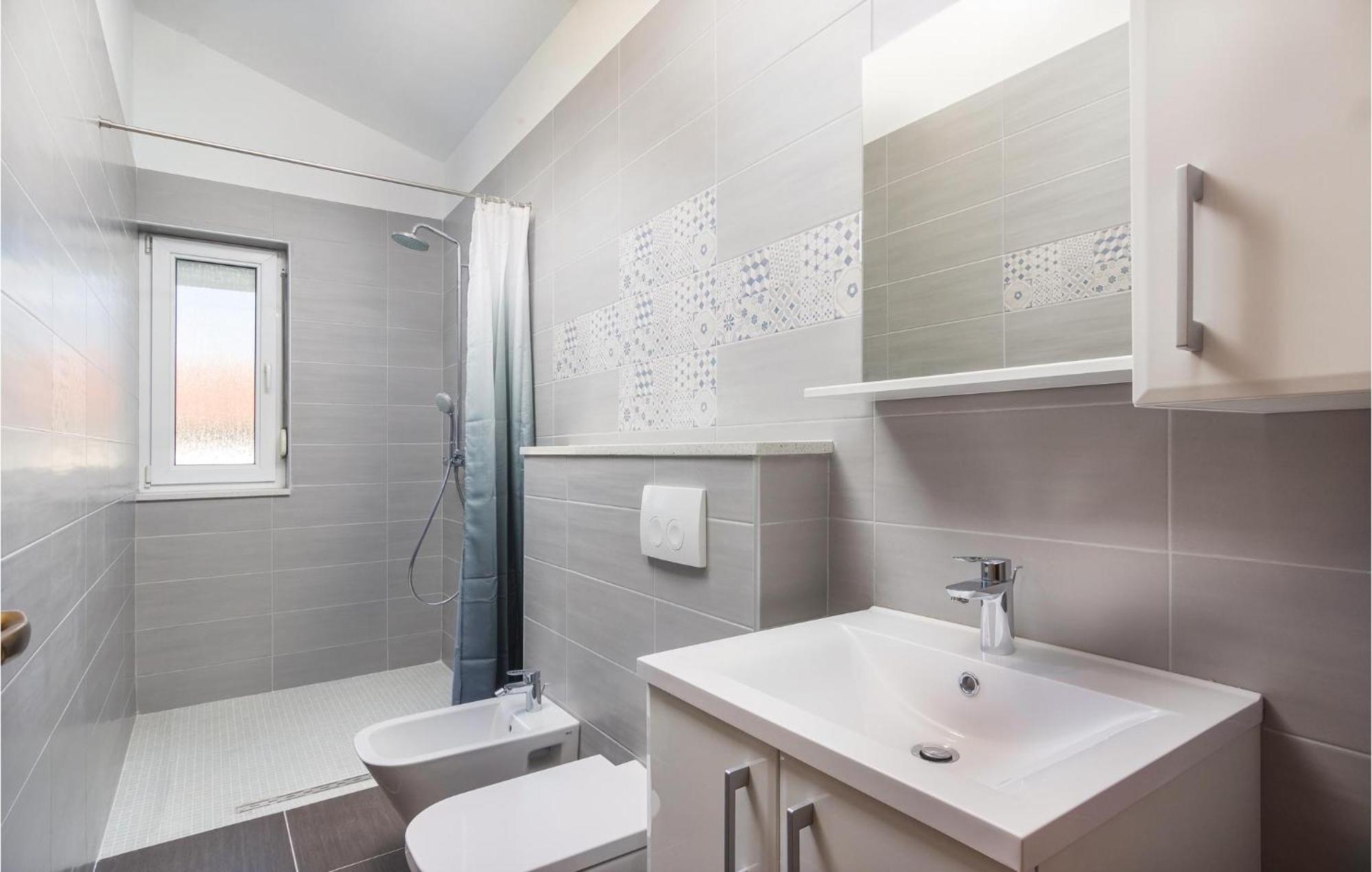 8 Bedroom Awesome Home In Pula Exterior photo